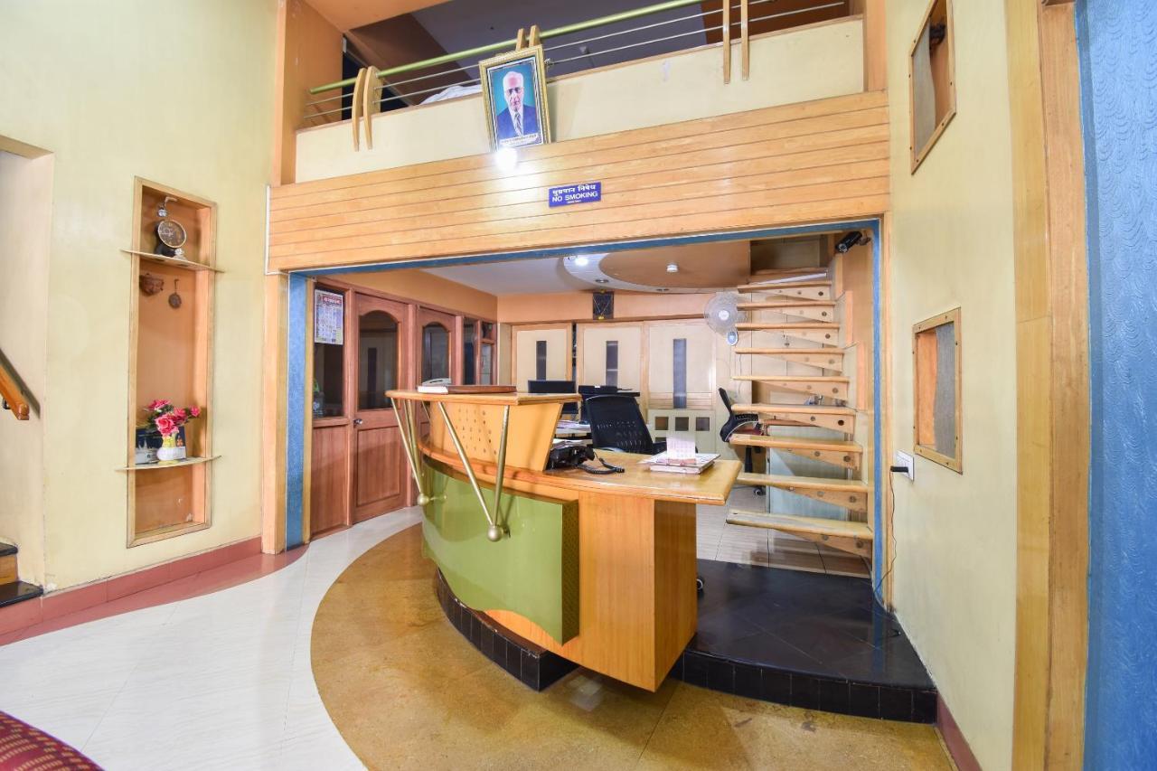 Oyo 63264 Hotel Shamiana Pandharpur Exterior photo